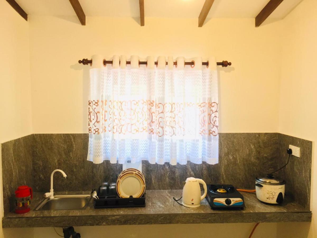 Cashew Villa Hiriketiya Диквела Екстериор снимка