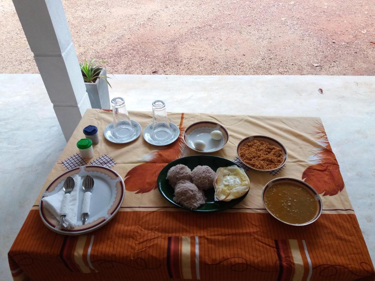 Cashew Villa Hiriketiya Диквела Екстериор снимка