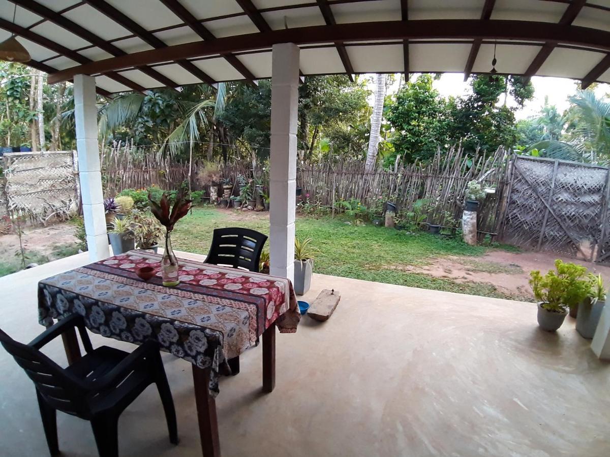 Cashew Villa Hiriketiya Диквела Екстериор снимка