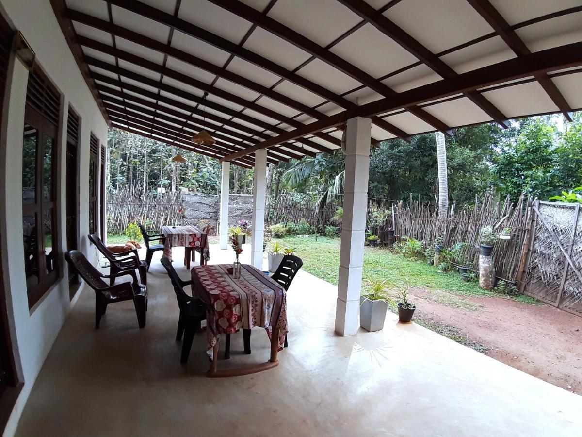 Cashew Villa Hiriketiya Диквела Екстериор снимка