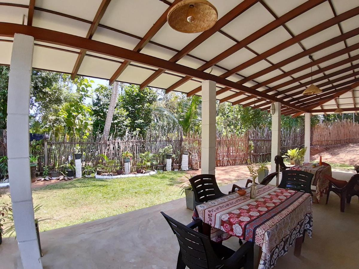 Cashew Villa Hiriketiya Диквела Екстериор снимка